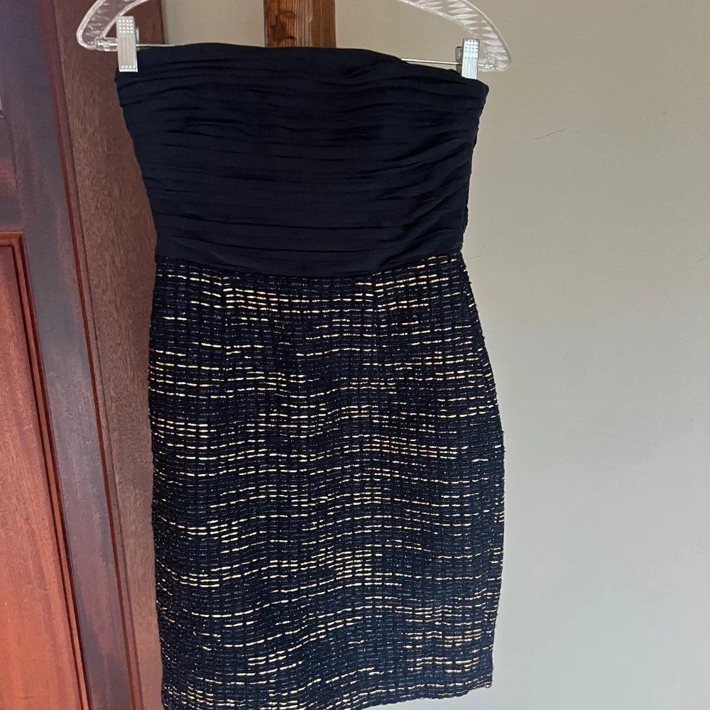 Alice and Olivia- Niki Mini Dress-Women's Strapless Dress - US Size 4- Pre-Loved - Picture 4 of 16